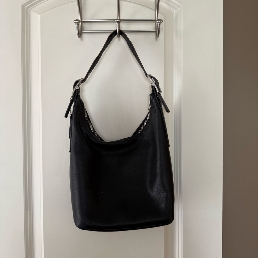 Vintage Coach Legacy 9823 (black with silver hardware)